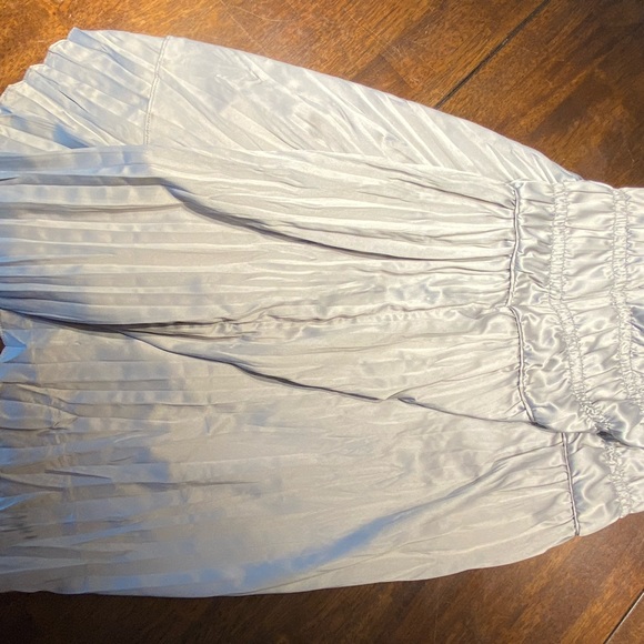 Vintage Sundance Dove Gray Silky A-line Skirt Size 14 - Picture 10 of 12